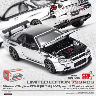 Motorhelix 1:64 Nissan Skyline GT-R (R34) V-Spec II Customized – Electroplating Silver – CDX Exclusive – M63457
