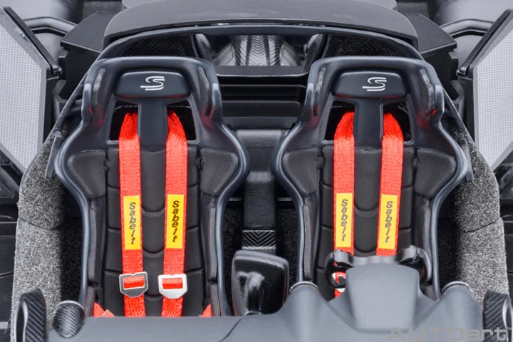 AUTOart 1:18 McLaren Senna GTR – Onyx Black – AA81954