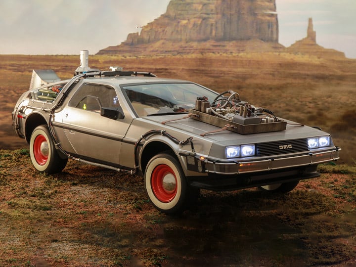 Back to the Future Part III DeLorean Time Machine 1/6th Scale