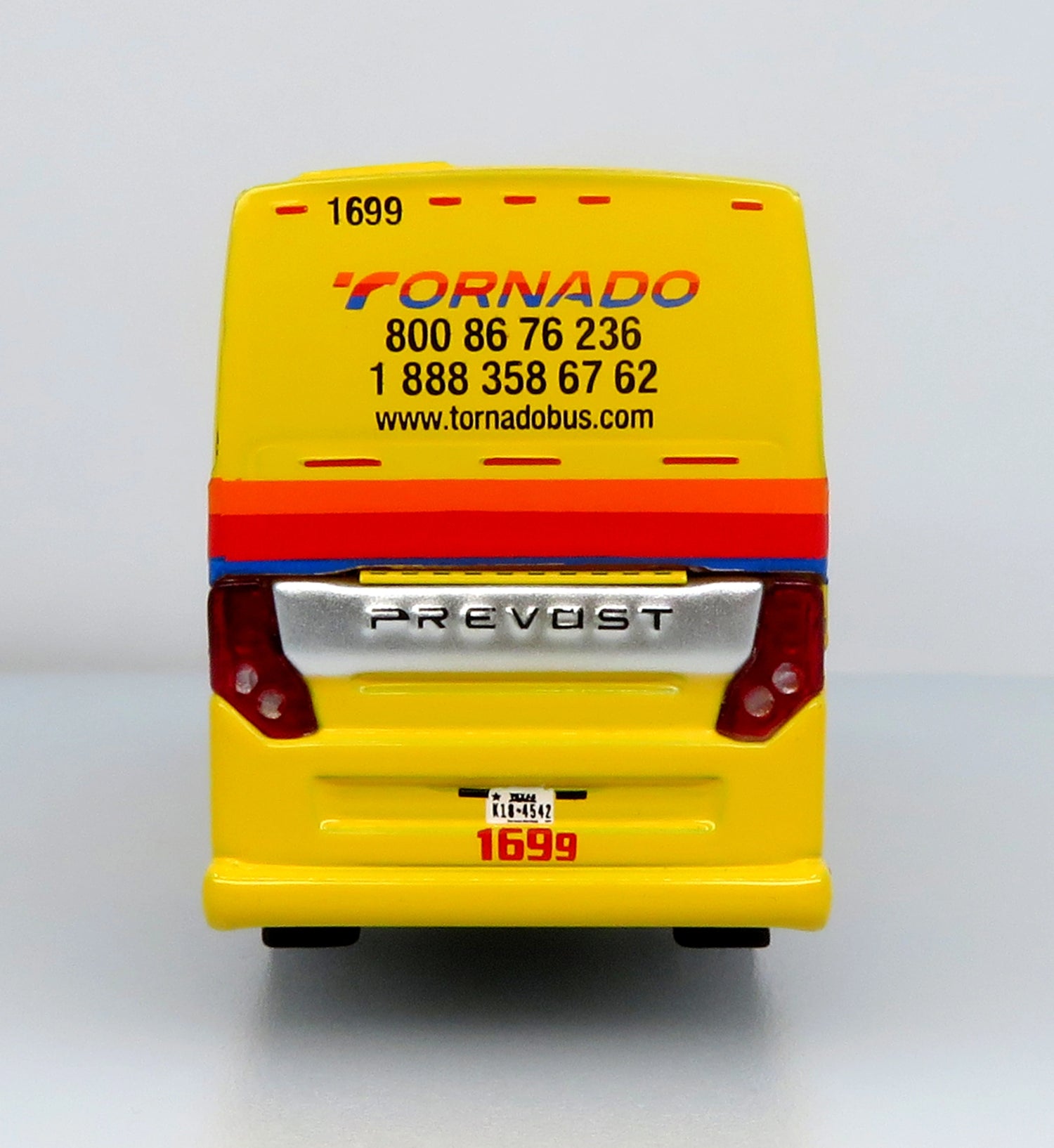Prevost H3-45 Coach: Tornado Bus Company