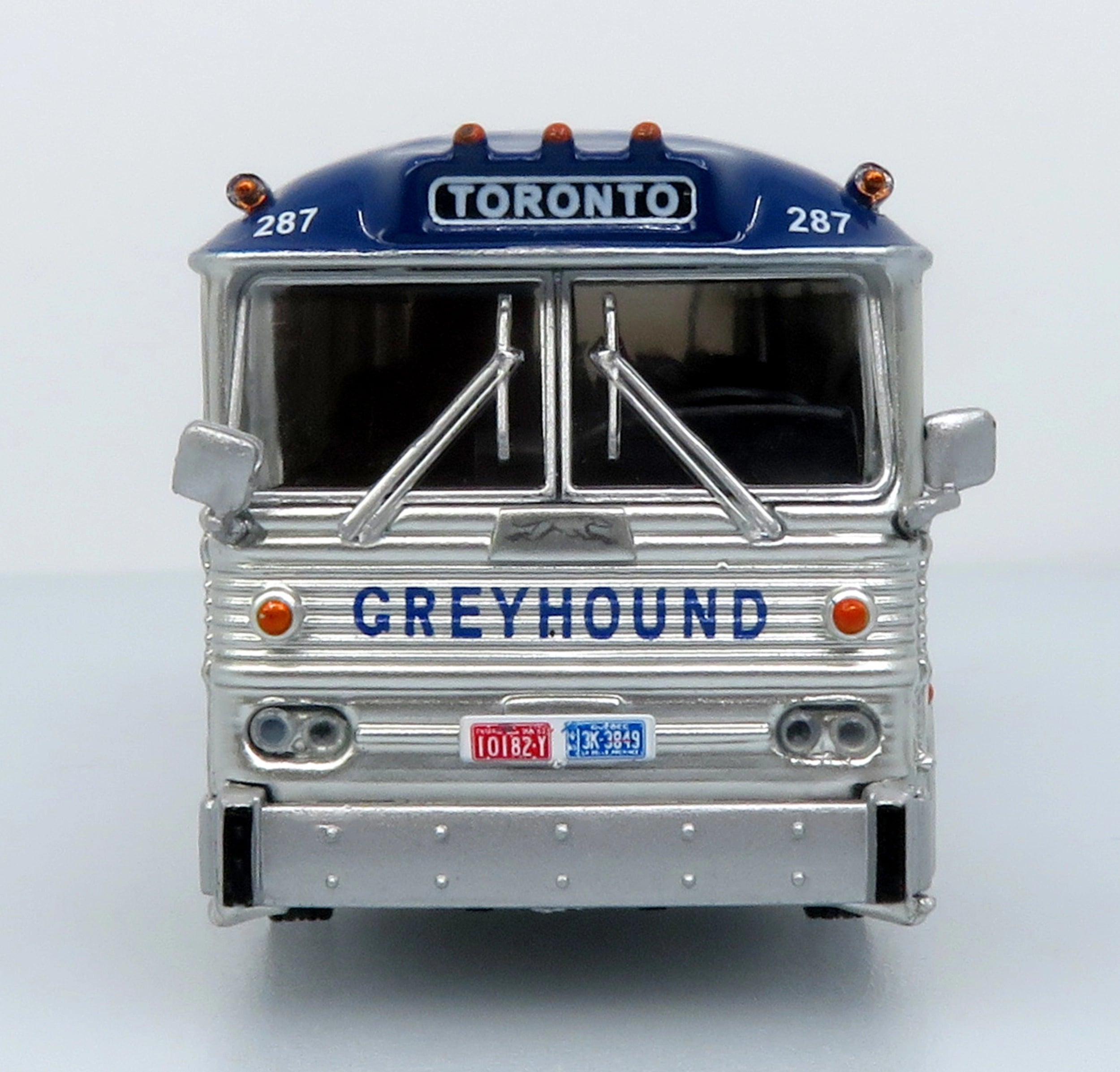MCI MC-5A Coach: Greyhound Canada