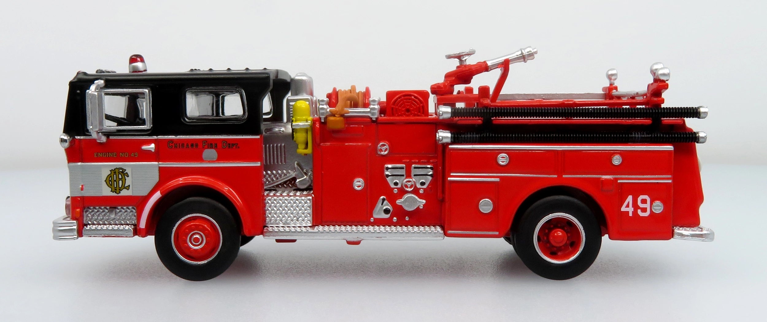 1974 Ward LaFrance Fire Engine: Chicago Fire Department — Engine 49