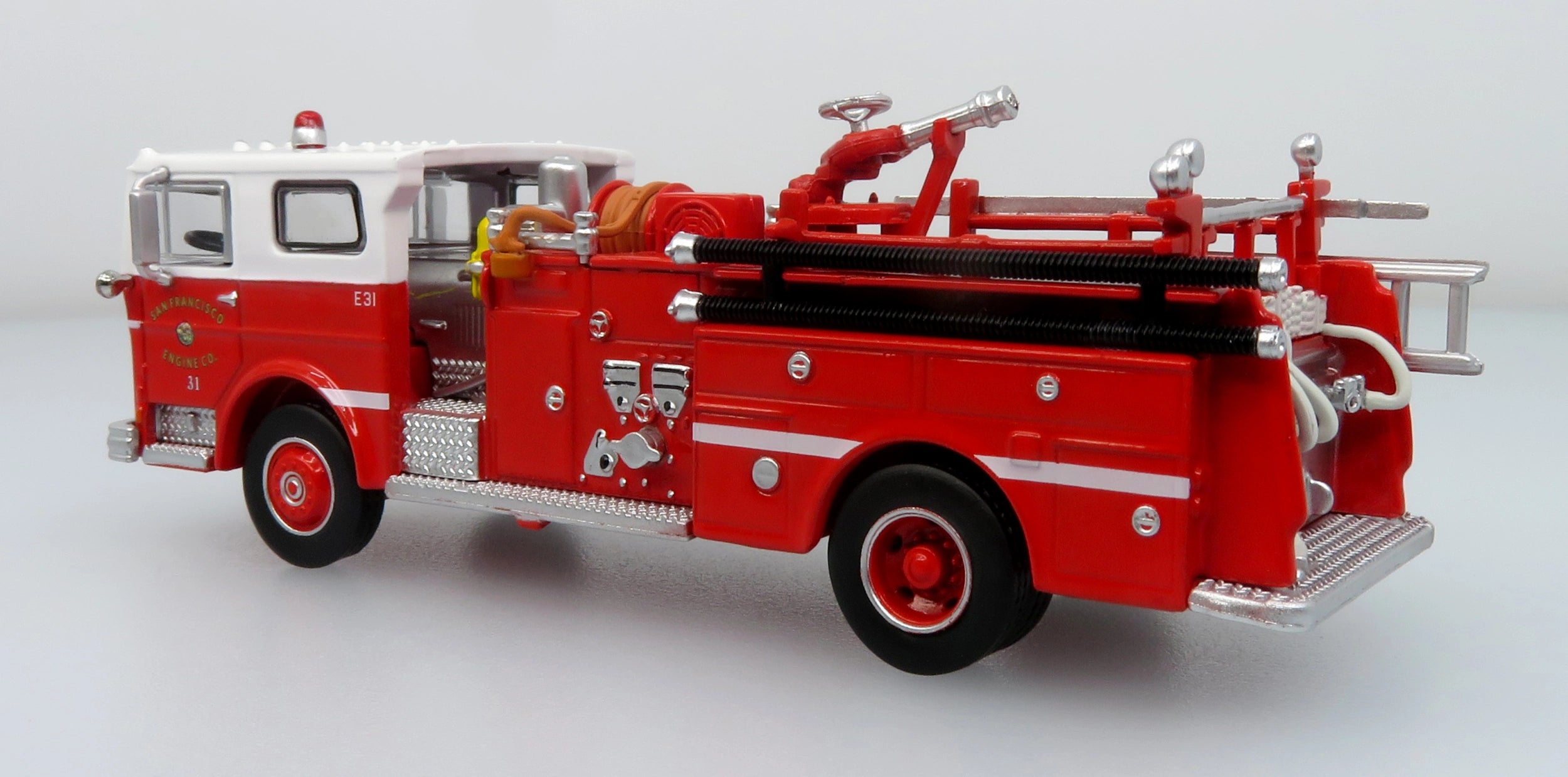 1974 Ward LaFrance Fire Engine: San Francisco Fire Department — Engine 31