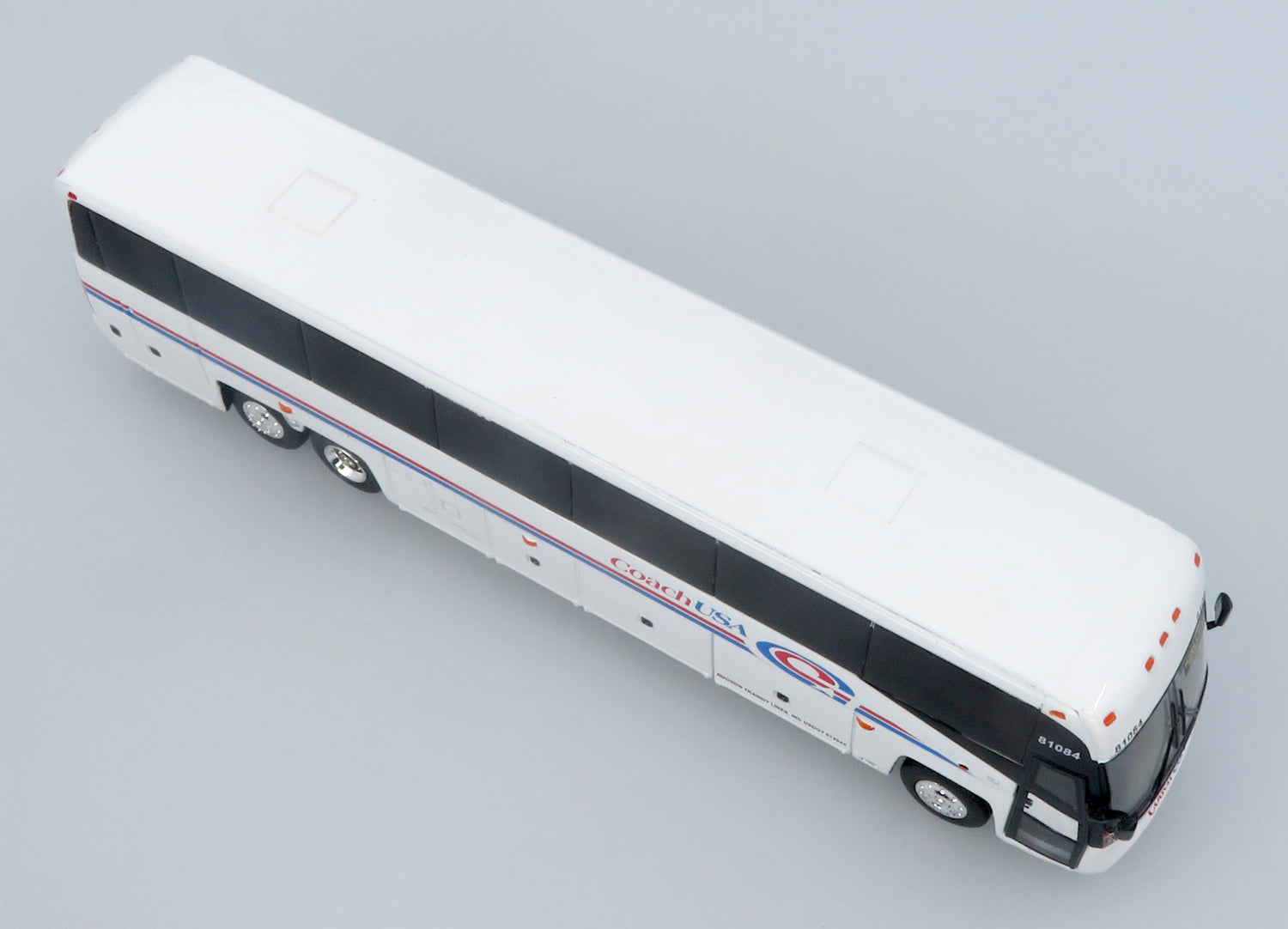 Autobus MCI D4520 Coach Coach USA 1:87 — Iconic Replicas 87-0652