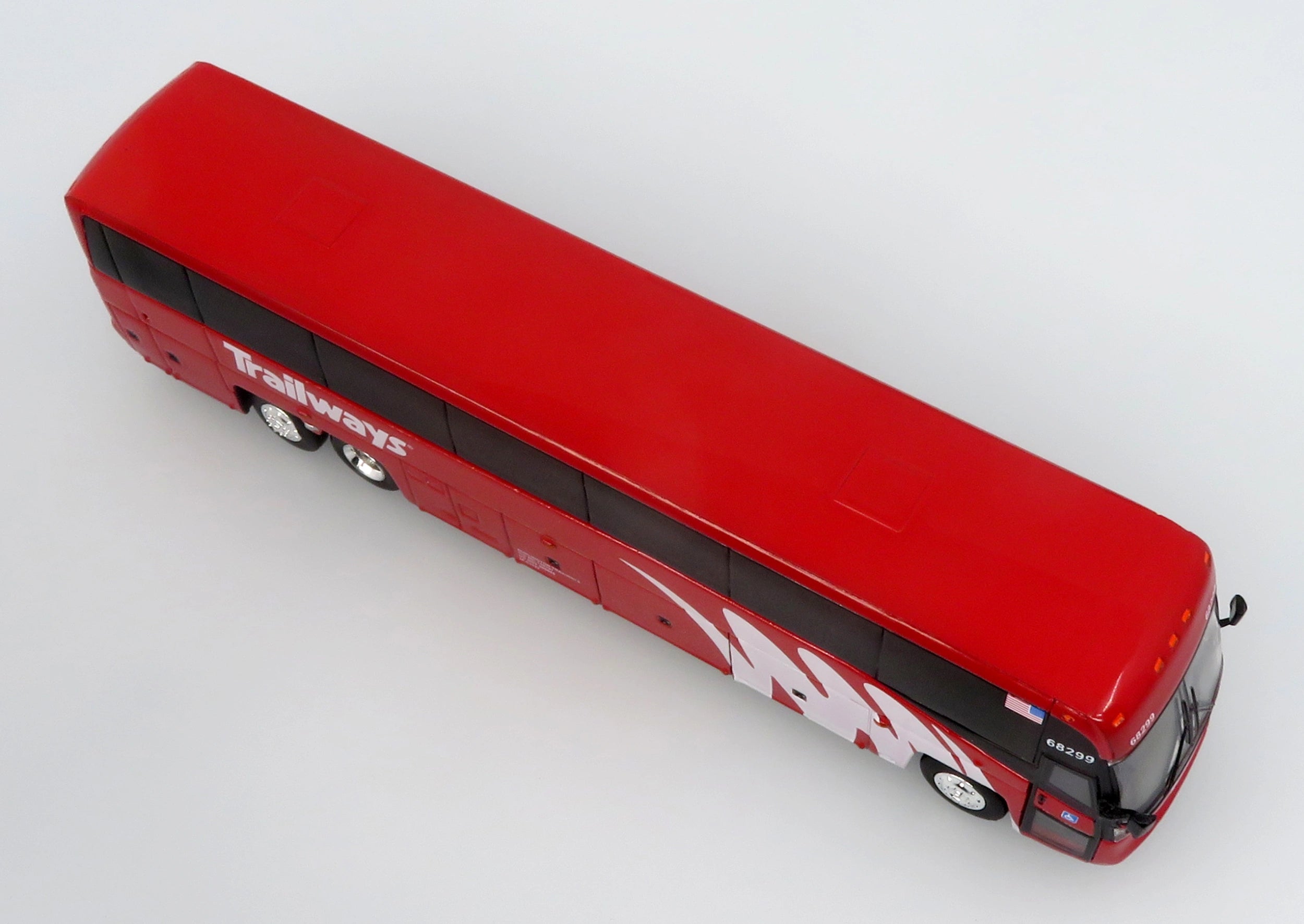 Autobus MCI D4520 Coach Burlington Trailways 1:87 — Iconic Replicas 87-0661