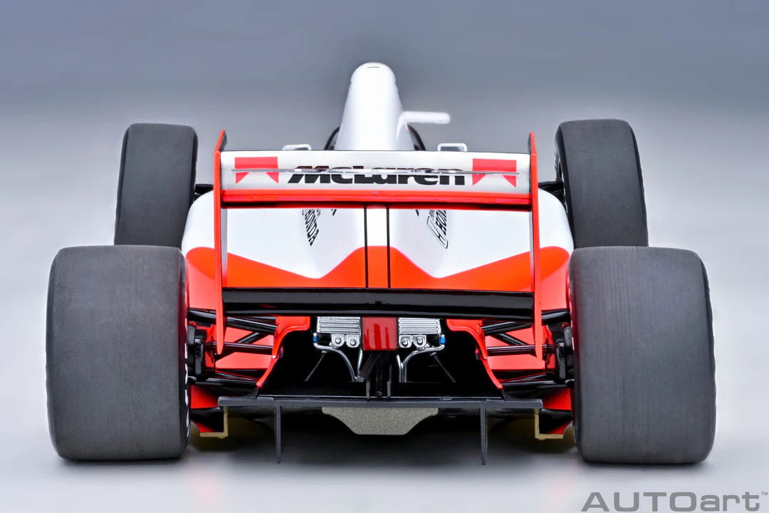 AutoArt-McLaren Honda MP4/6 1991 