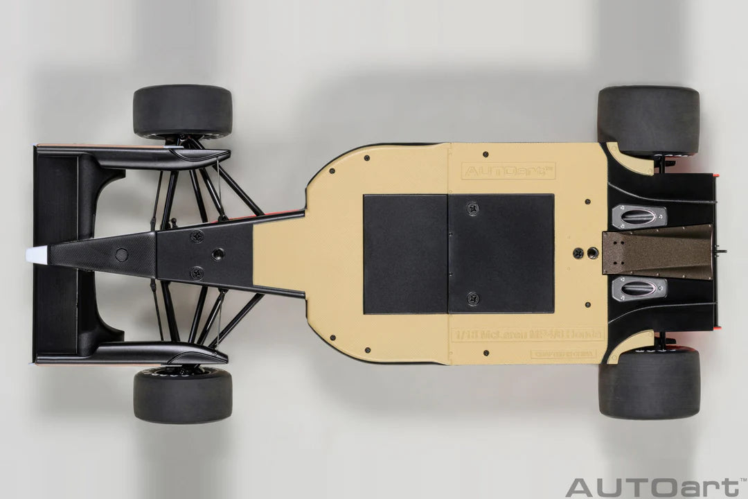 AutoArt-McLaren Honda MP4/6 1991 