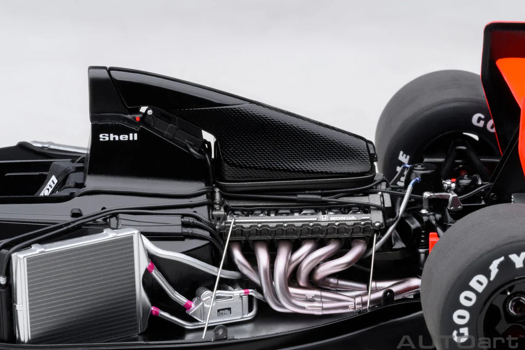 AutoArt-McLaren Honda MP4/6 1991 