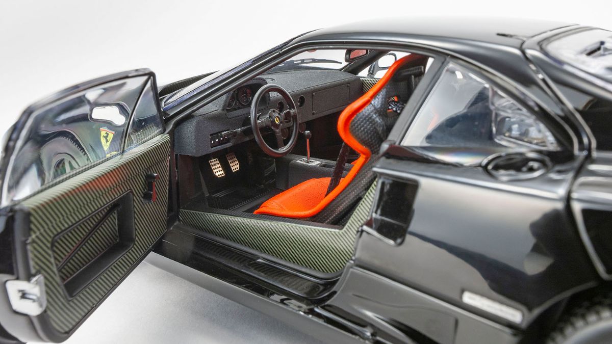 京商 フェラーリF40 LIGHT WEIGHT VERSION BLACK Rare Ferrari F40 LW Black 1/18 by Kyosho - Used Model