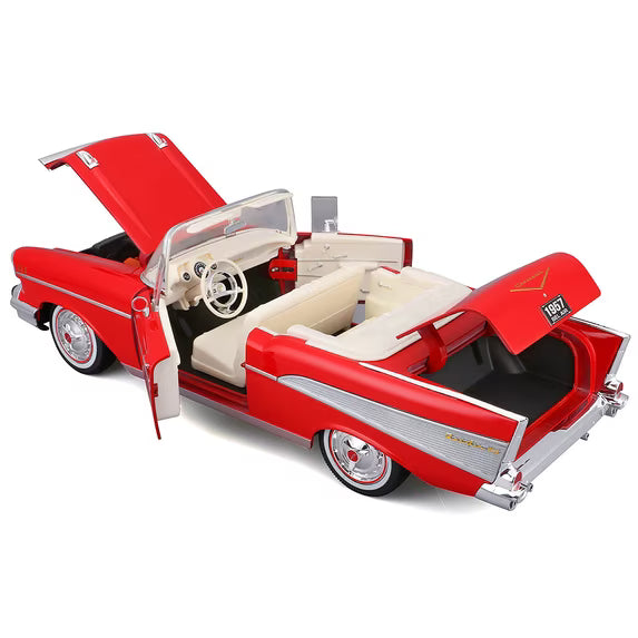 Maisto 1:18 Chevrolet Bel Air Convertible 1957 – Rouge avec intérieur blanc – Special Edition – 31476RD