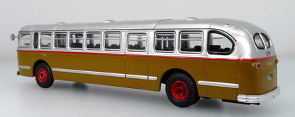 1952 CCF BRILL C-44 TRANSIT BUS: STM MONTREAL (Échelle-Scale 1:87)