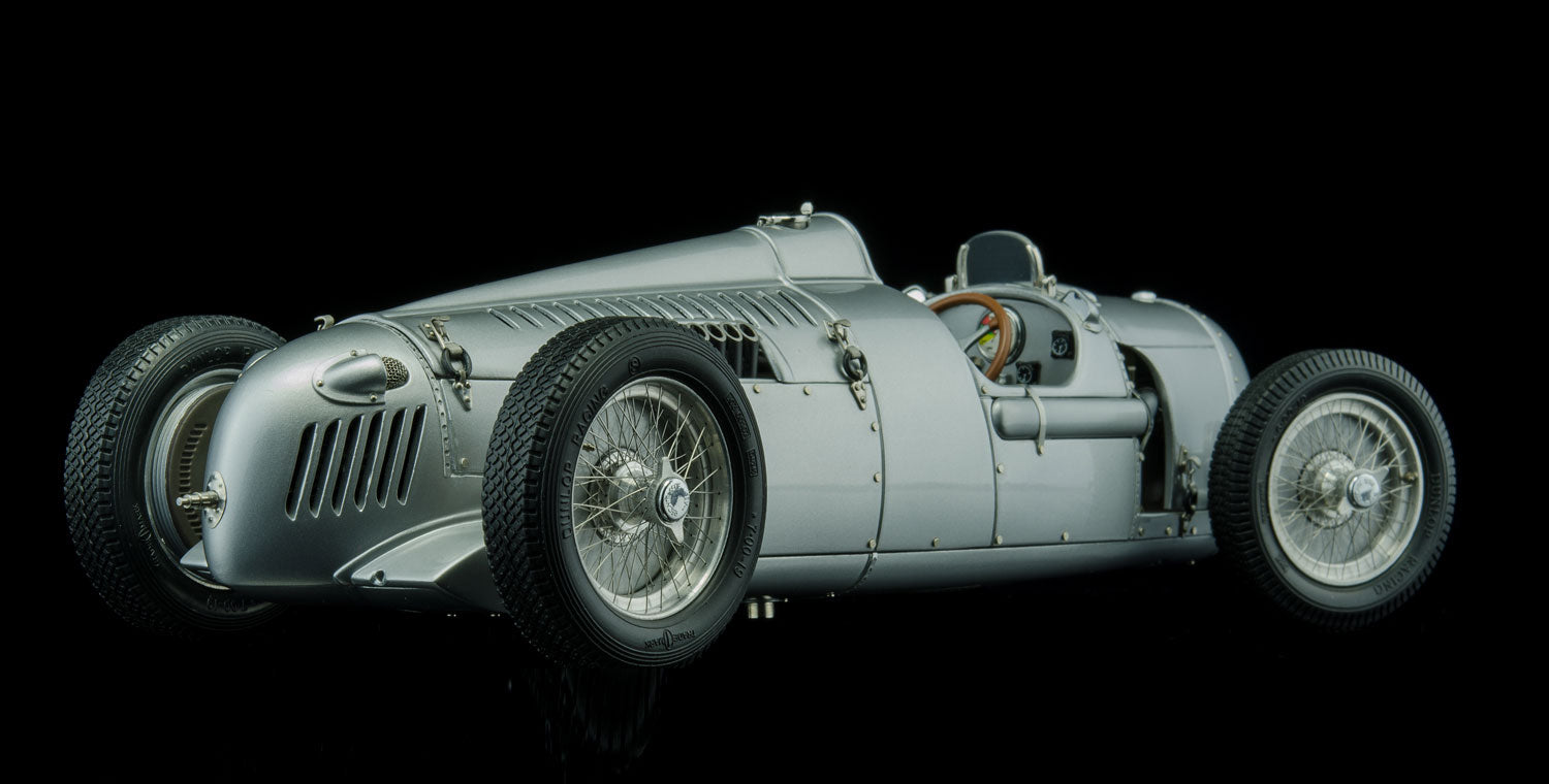 Auto Union Type C, 1936-1937 by CMC (Échelle-Scale 1:18)