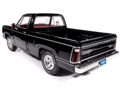 1979 Dodge Adventurer Sweptline (Noir/Black)