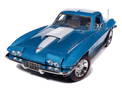 1967 Chevrolet Corvette Stingray Light Metallic Blue – American Muscle 1:18 – AMM1376/06