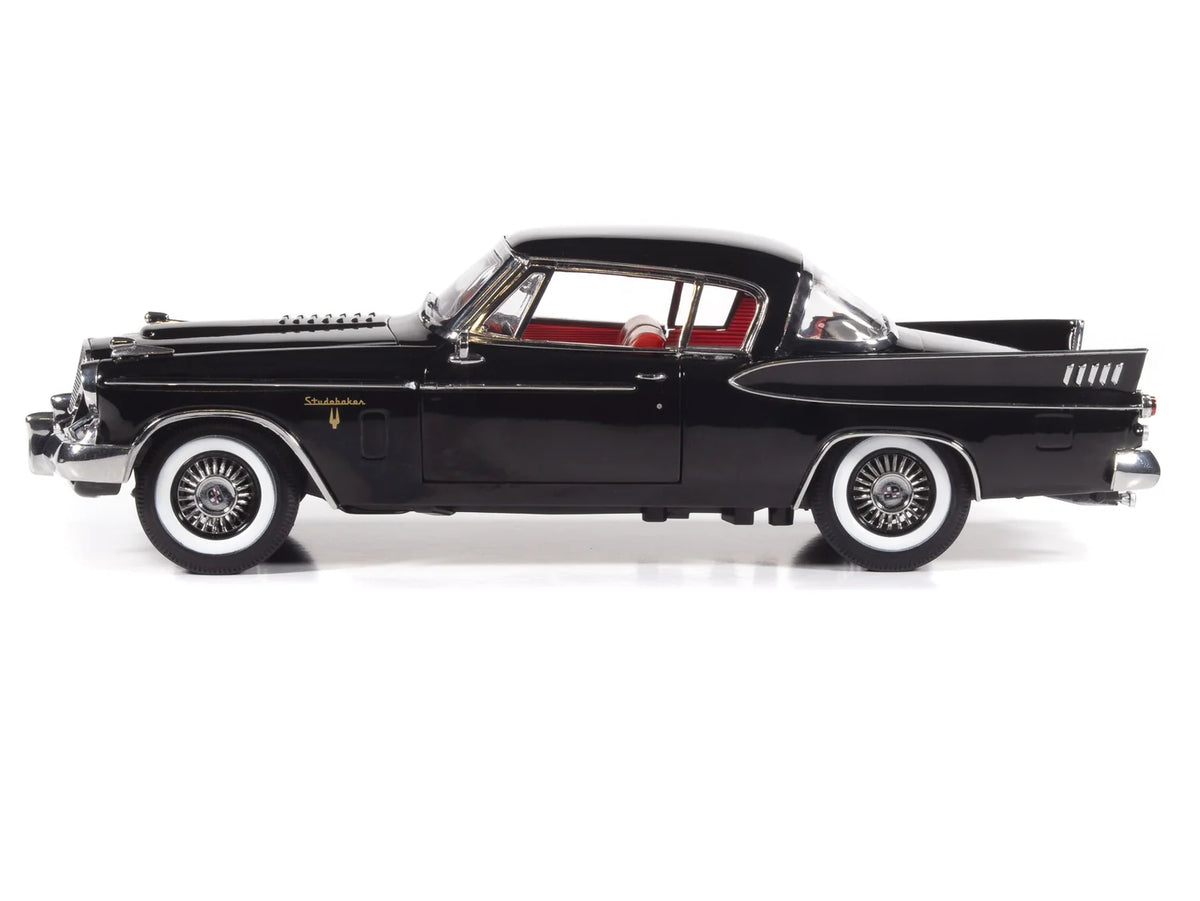Auto World 1:18 1957 Studebaker Golden Hawk MCACN – AW327