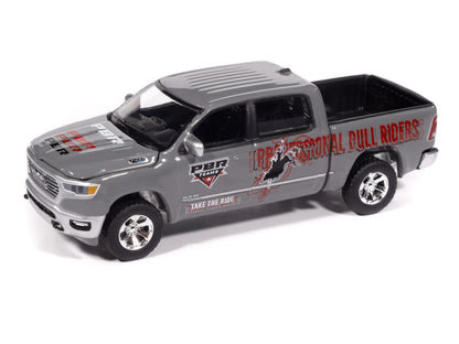 Auto World-2021 Dodge Ram Limited Edition PBR AWBC003-5