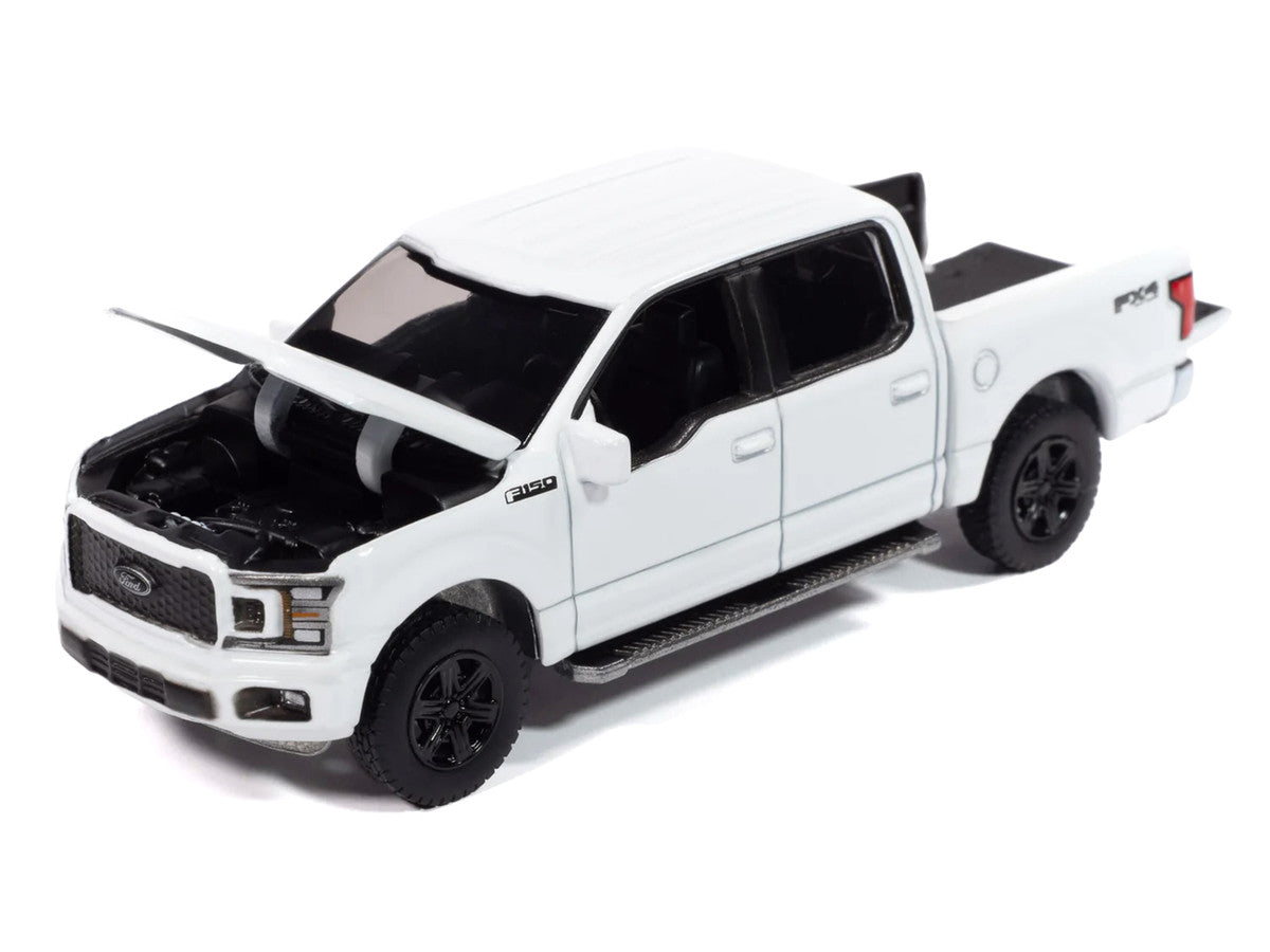 AUTO WORLD -2020 Ford F-150 FX4 (White)