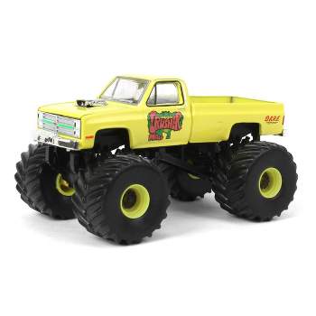 987 Chevy Silverado Monster Truck, Mad Crusher