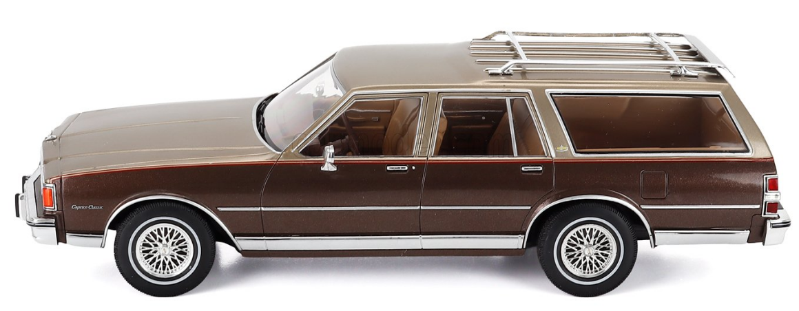 MCG 1/18"-Chevrolet Caprice Estate Wagon (Beige w/Wood Grain)