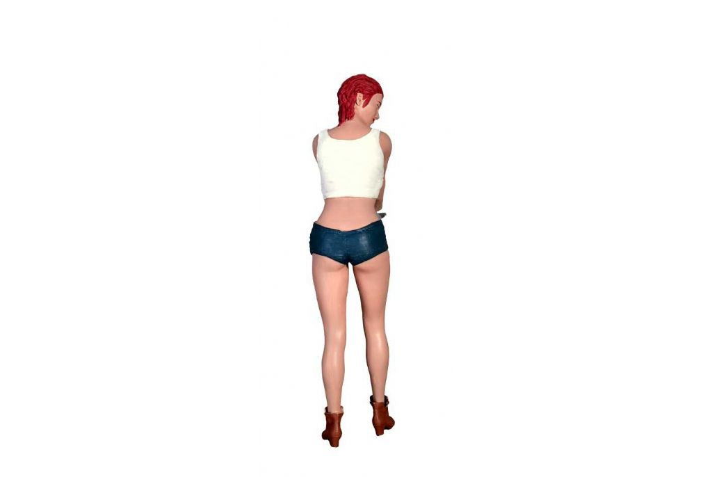Figurine 1:18 - Car Washer Courtney (18016)