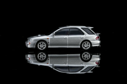 Motorhelix 1:64 Subaru Impreza Wagon WRX STi Ver. VI – Arctic Silver Metallic – M67103