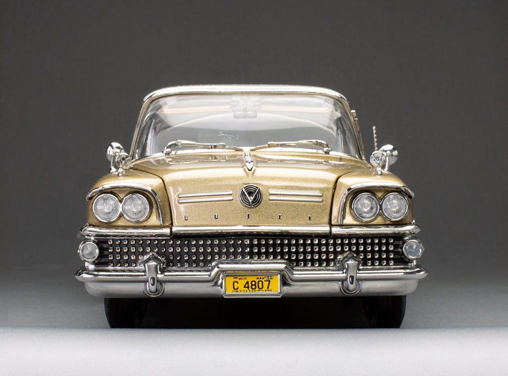 1958 Buick Limited Riviera Coupe – Glacier White / Gold Mist