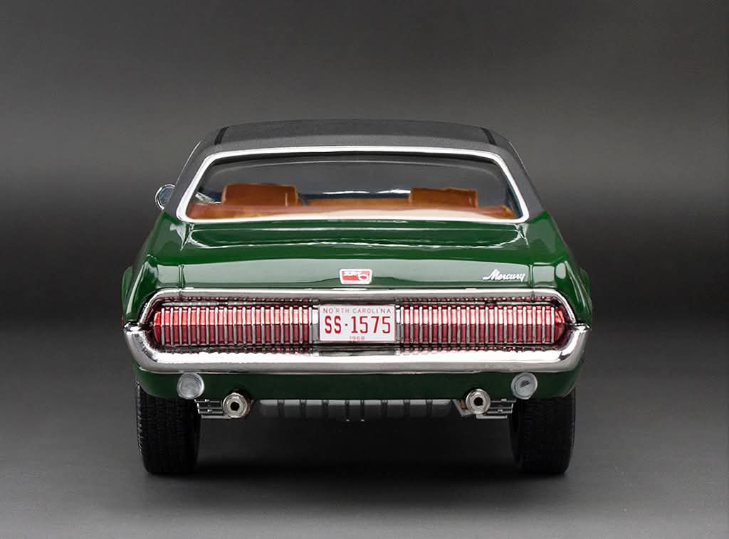 (PRE-ORDER HIVER/WINTER 2025) Mercury Cougar XR7G 1968