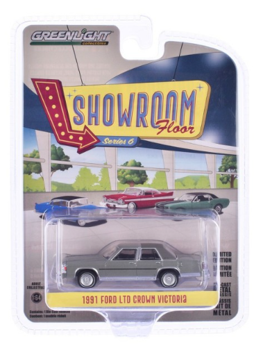 1991 Ford LTD Crown Victoria in Light Titanium Metallic