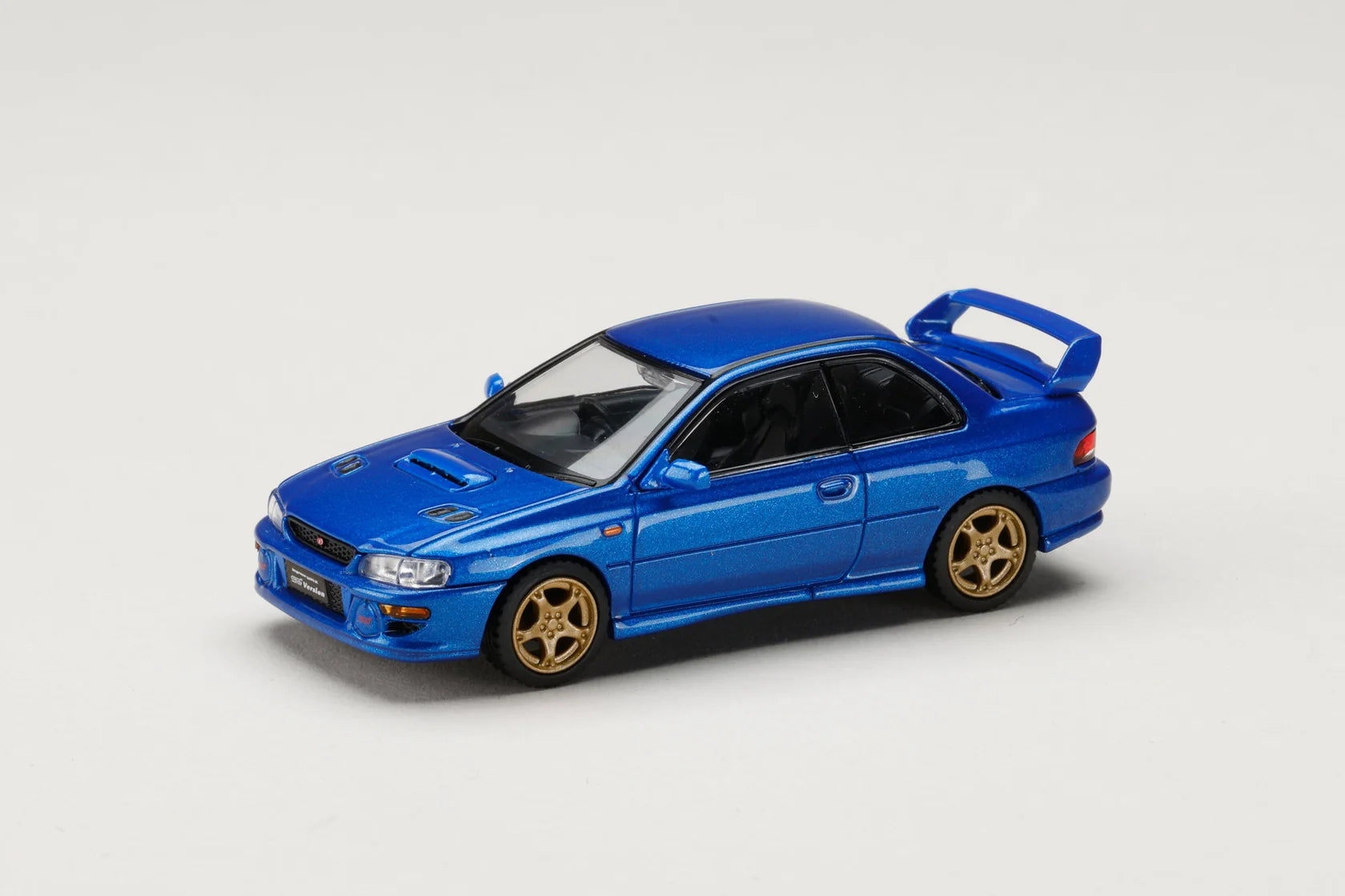Subaru Impreza WRX Type R STI Version avec pare-chocs avant WR Type Sonic Blue Mica 1:64 – Hobby Japan JDM64 HJDM006-20