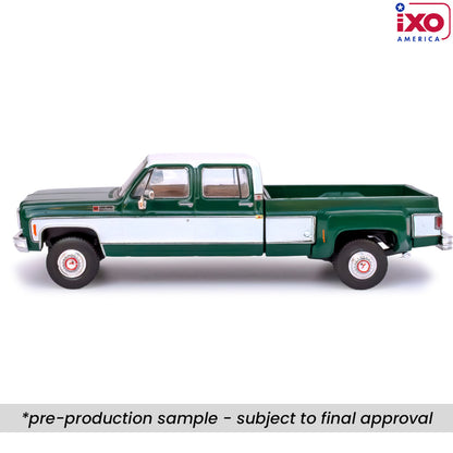 (PRE-0RDER 2025) 1973 GMC Sierra Grande 3500 Crew Cab Dually - Glenwood Green and Frost White (1:64)