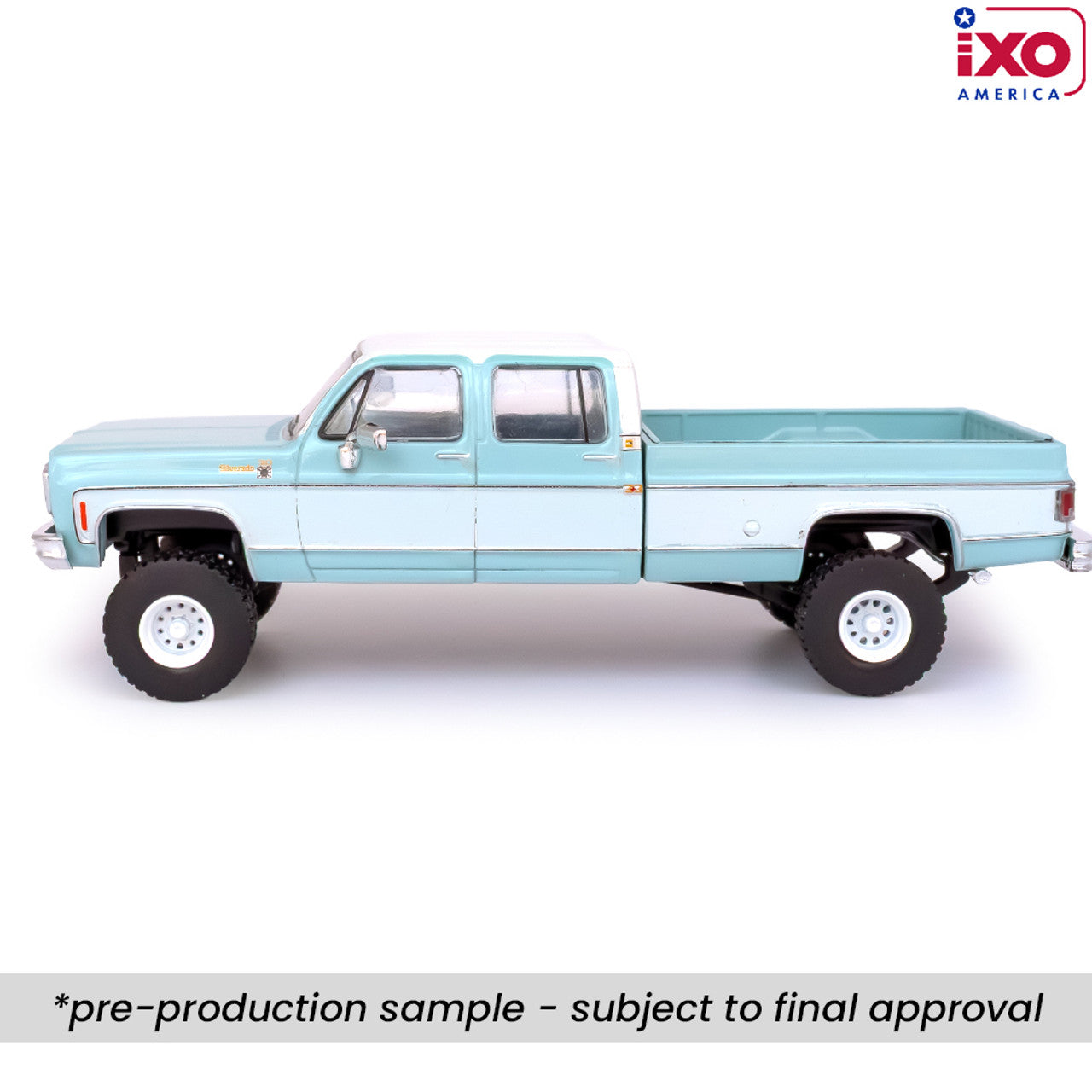 (PRE-0RDER 2025) 1978 Chevrolet Silverado K30 Crew Cab Fleetside Lifted - Light Blue and Frost White (1:64)