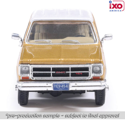 (PRE-0RDER 2026) 1975 GMC Sierra Classic - (Yuba Gold)