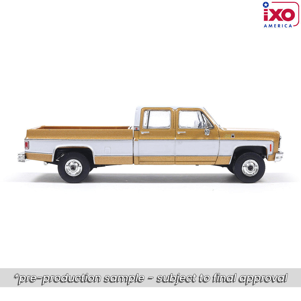 (PRE-0RDER 2026) 1975 GMC Sierra Classic - (Yuba Gold)