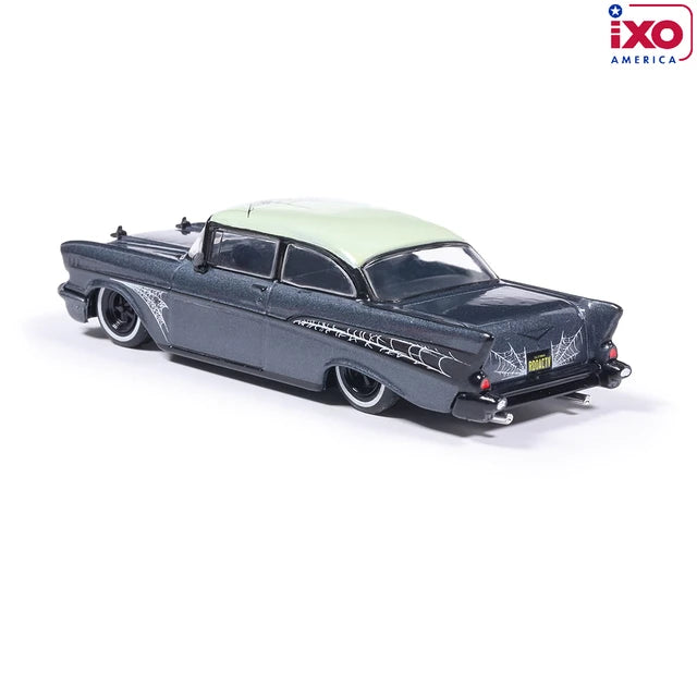 IXO America 1:64 1957 Chevrolet Bel Air Lowrider – Halloween – IA64040