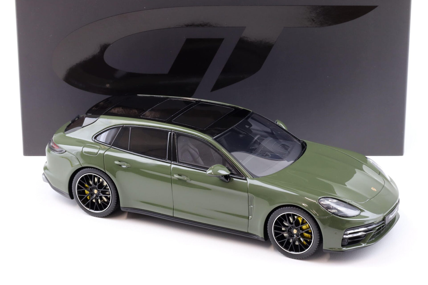 GT SPIRIT-Porsche Panamera Turbo S Sport Turismo Nato olive 2021