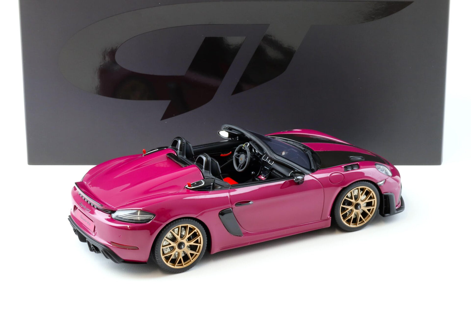 GT SPIRIT-Porsche 718 Spyder RS Weissach Package 2023 Ruby Star