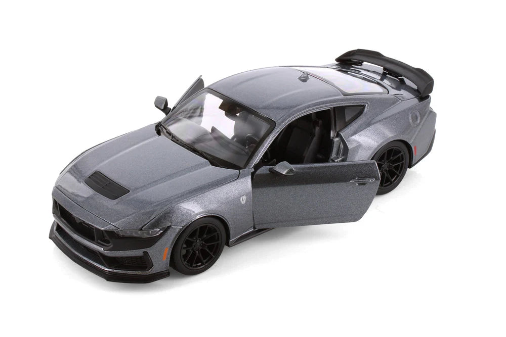 Maisto 1:24 2024 Ford Mustang Dark Horse – Grey Metallic – Special Edition – 32925GRY