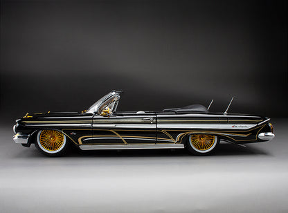 (BLACK-NOIR) 1961 Chevrolet Impala Open Convertilbe Lowrider (with movable suspension)