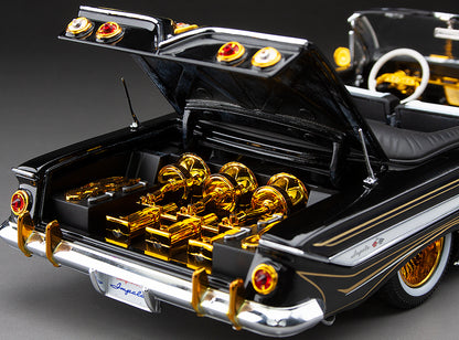 (BLACK-NOIR) 1961 Chevrolet Impala Open Convertilbe Lowrider (with movable suspension)