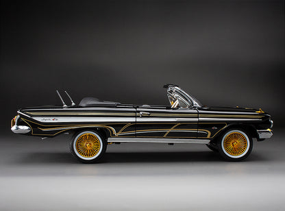 (BLACK-NOIR) 1961 Chevrolet Impala Open Convertilbe Lowrider (with movable suspension)