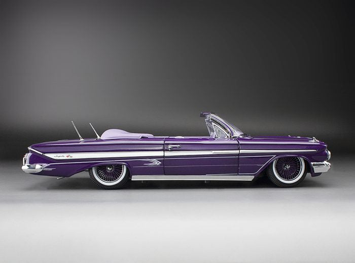 (PURPLE-VIOLET) 1961 Chevrolet Impala Open Convertilbe Lowrider (with movable suspension)