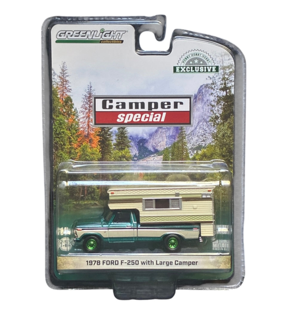 CHASE CAR GreenLight Hobby Exclusive 1978 Ford F-250 Camper Special avec grande caravane 1:64 GL30337-CHASE