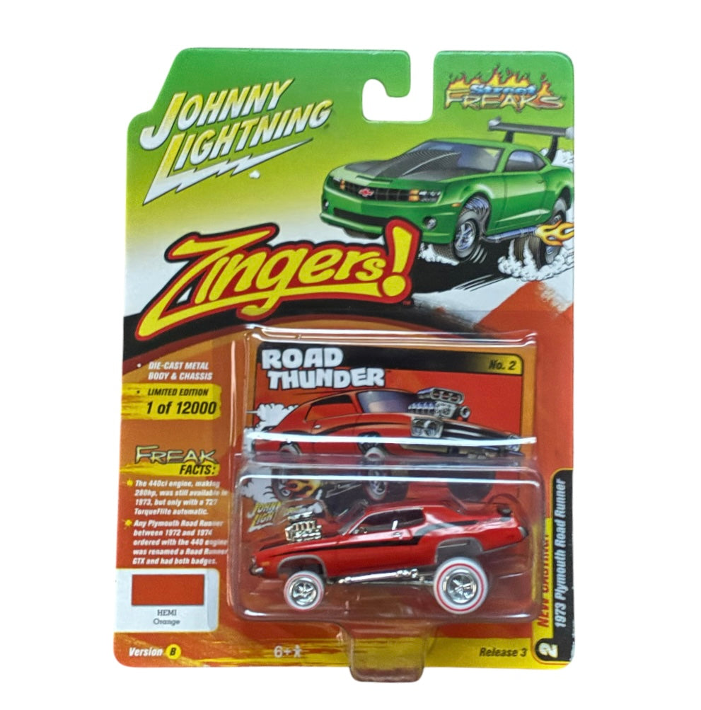 CHASE CAR – 1973 Plymouth Road Runner – Street Freaks Release 3 Version B – Johnny Lightning 1:64 – JLSF021-3B-2-CHASE