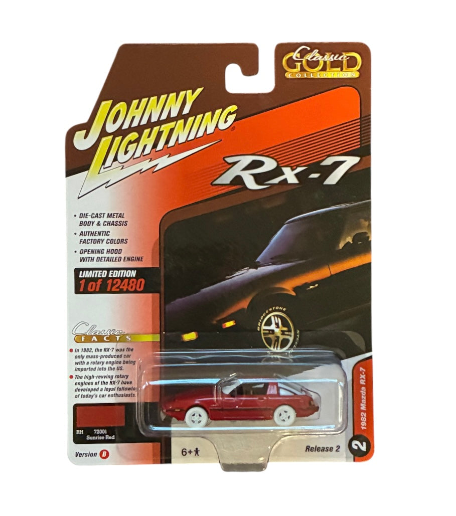 CHASE CAR – Johnny Lightning 1:64 Mazda RX-7 1982 Classic Gold Release 2 Version B Roues Blanches – JLCG029-2B-2-CHASE