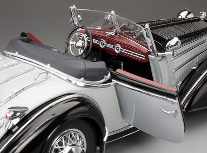 1939 Horch 855 Roadster - Black / Silver