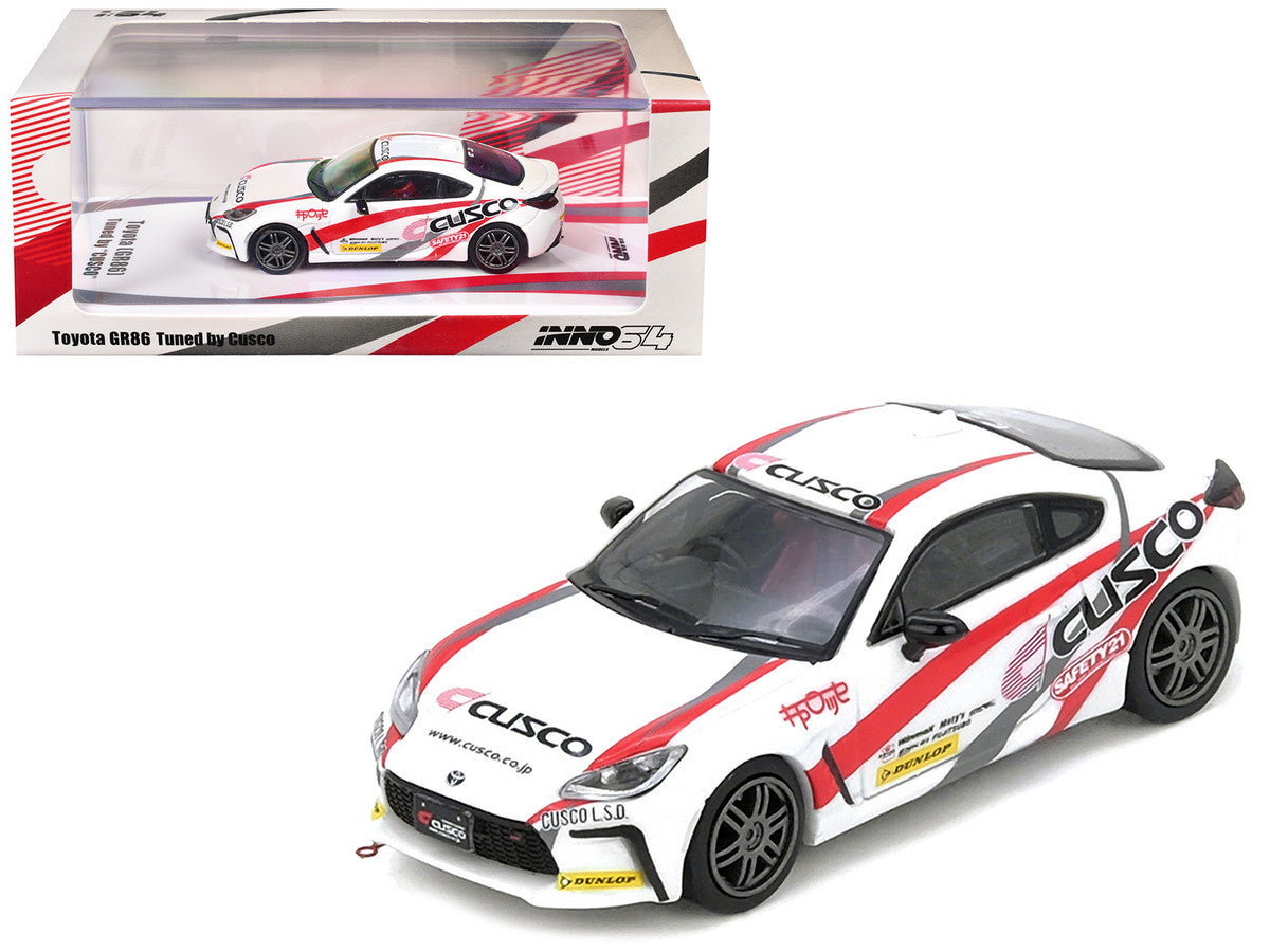 INNO64 1/64 - Toyota GR86 Tuned by "CUSCO" - IN64-GR86-CUSCO