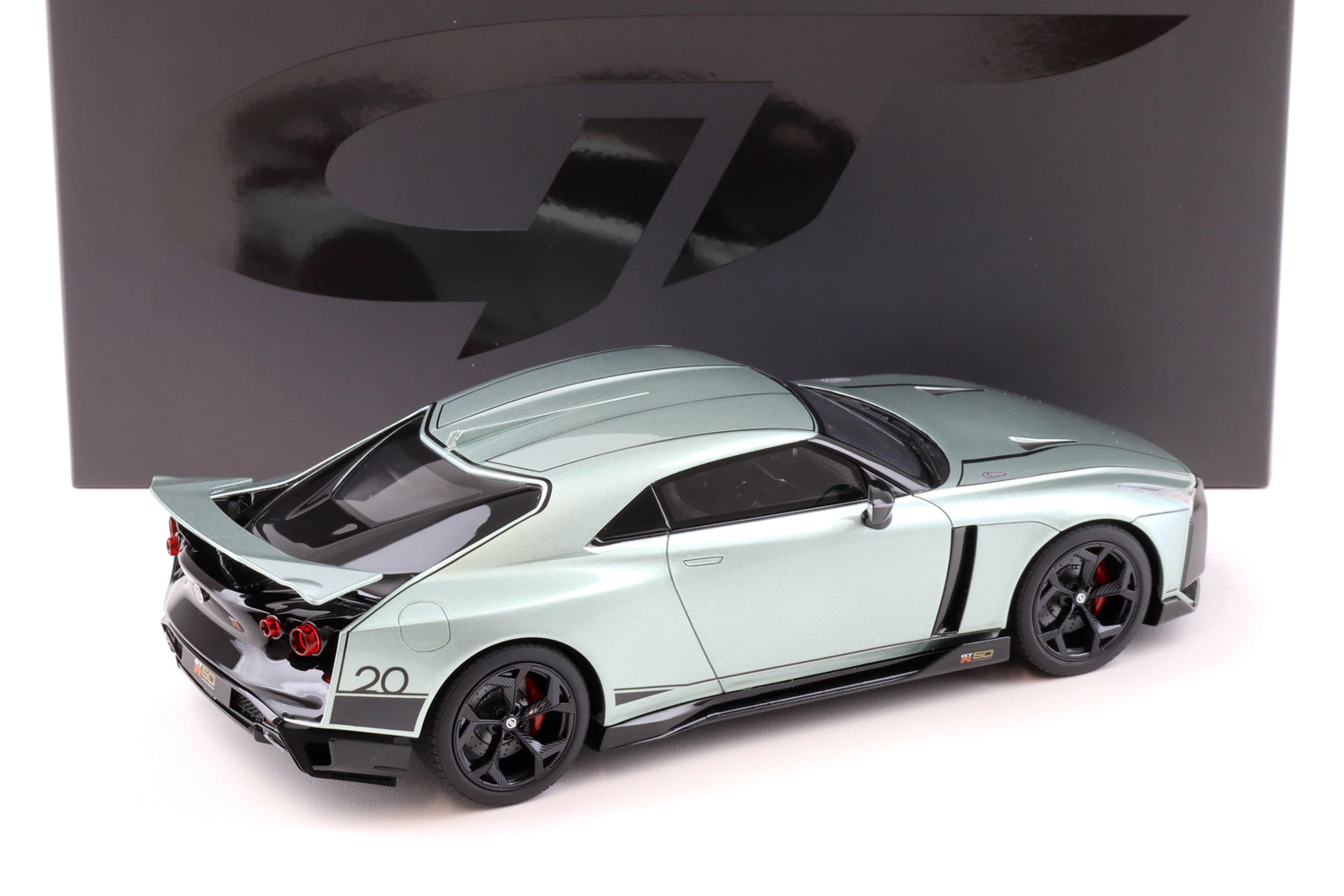 Nissan GTR R50