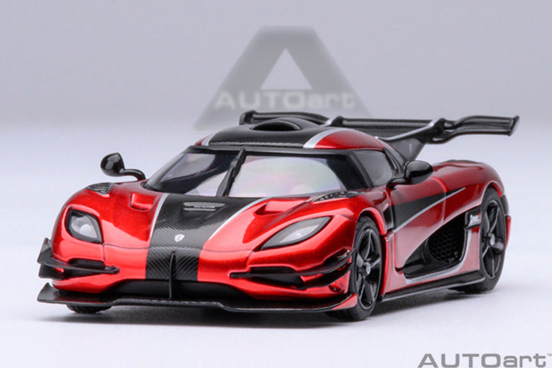 Koenigsegg One: 1 (Apple Red/Carbon) - Autoart 1/64
