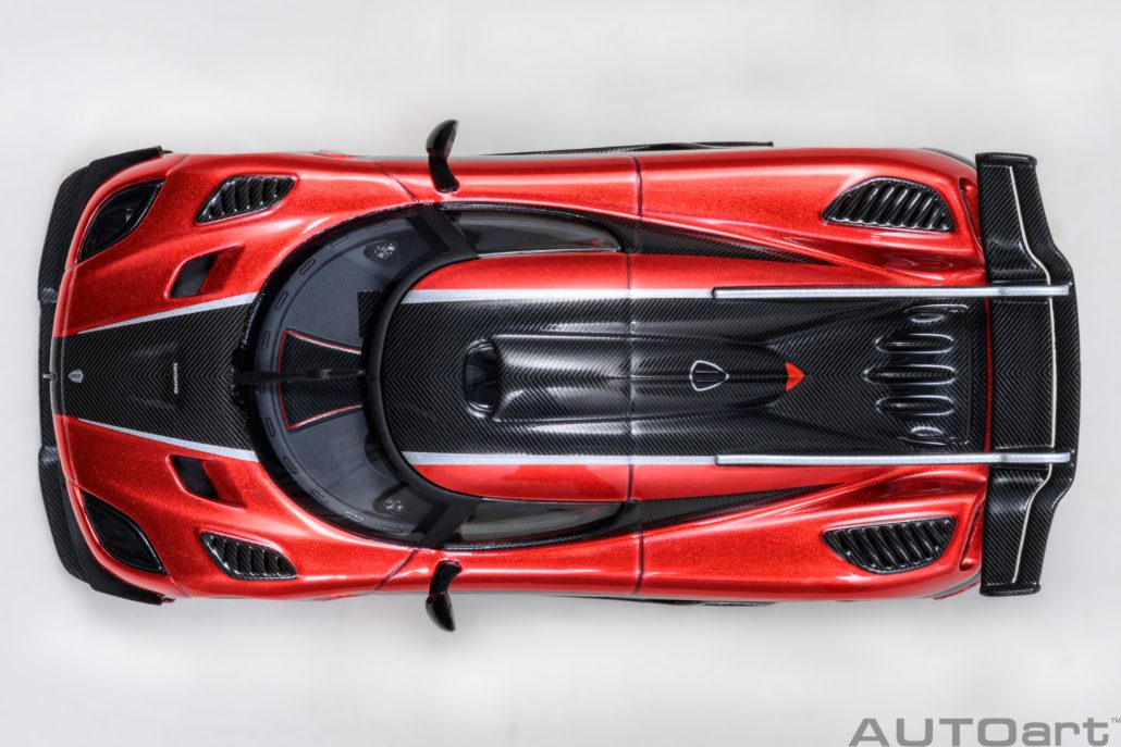Koenigsegg One: 1 (Apple Red/Carbon) - Autoart 1/64
