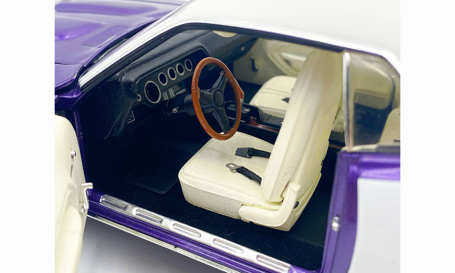 1971 Plymouth Cuda 383 (Vinyl Top)